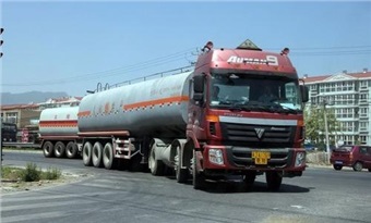 从8月起 每日0时至6时 湖北省高速禁行危险物品运输车