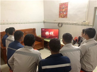 学习榜样精神 汲取奋进力量