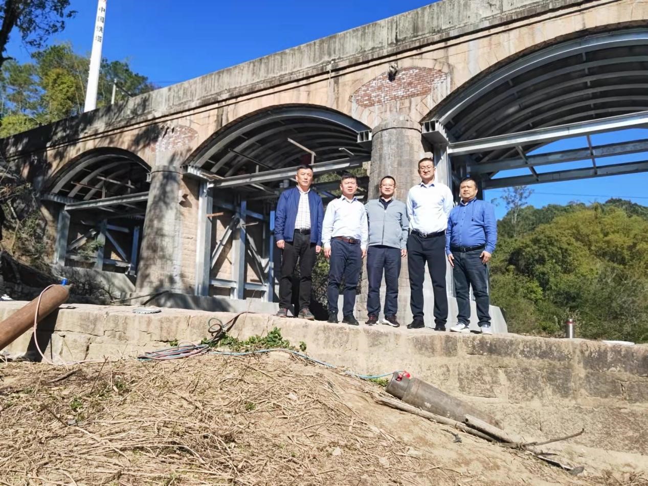 董事长一行赴闽粤联网工程施工现场视察工作