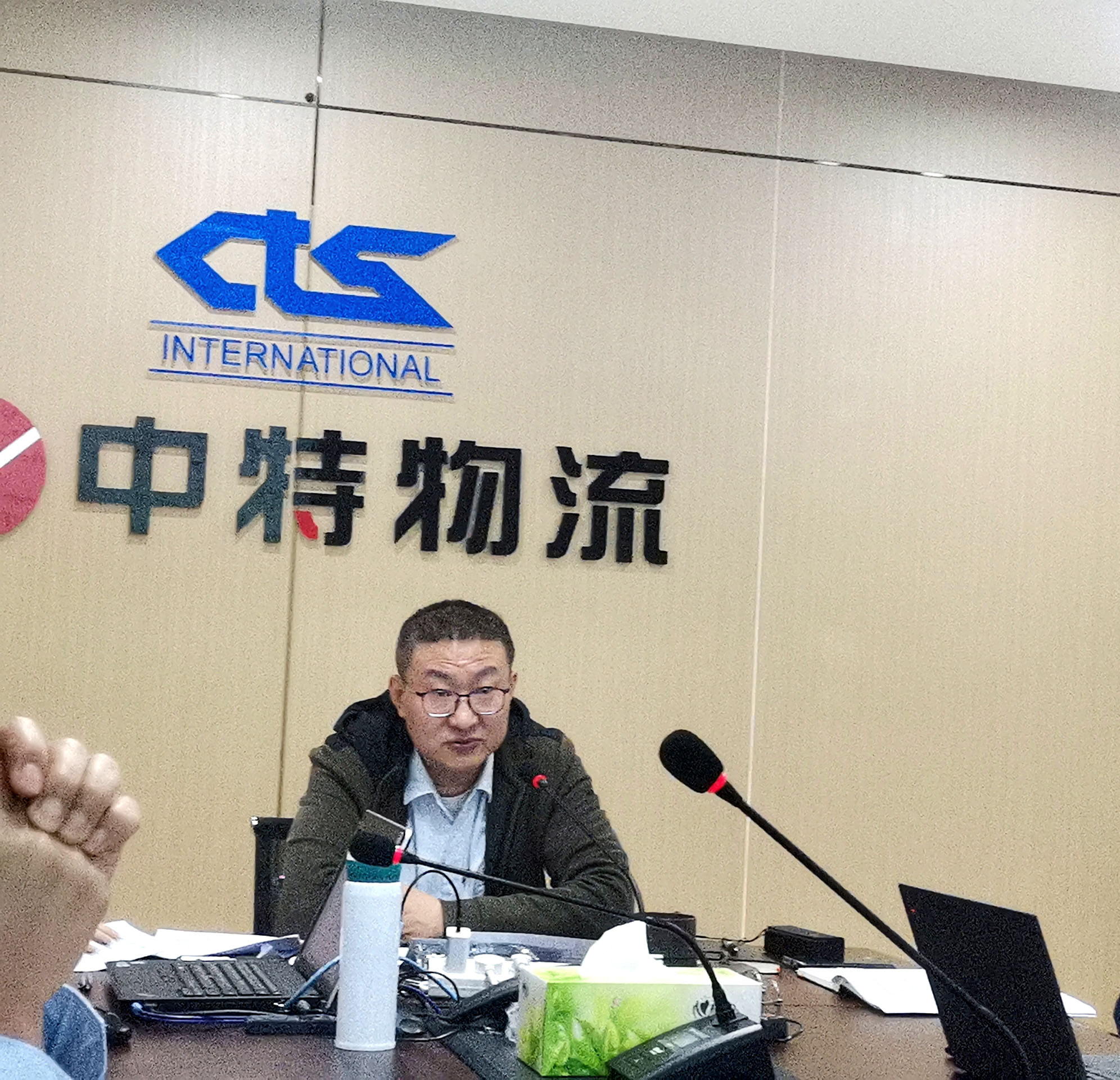 党建引领 绘出公司发展同心圆